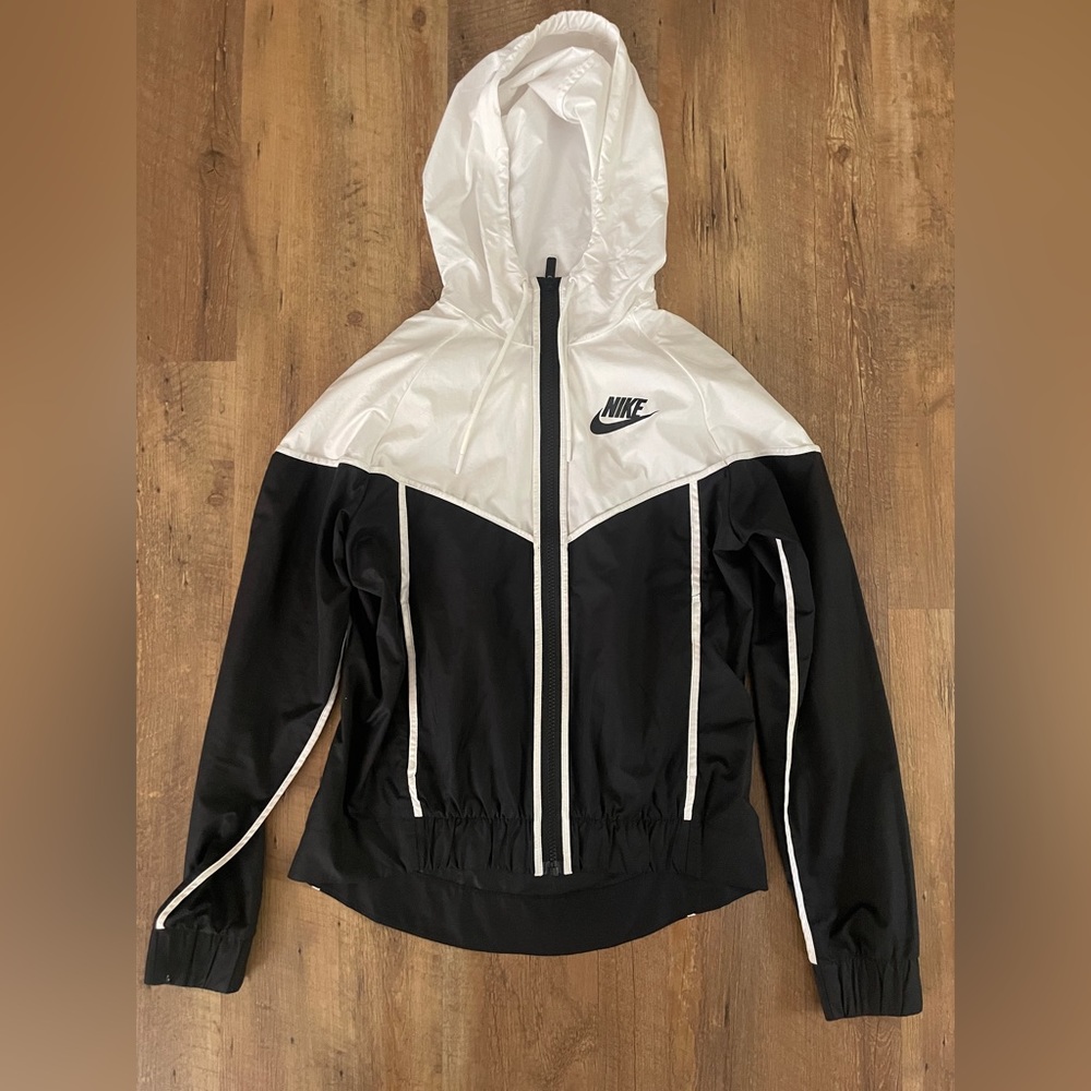 Nike windbreaker